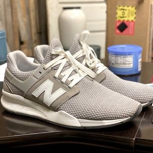 Men’s size 11 New Balance tennis shoes